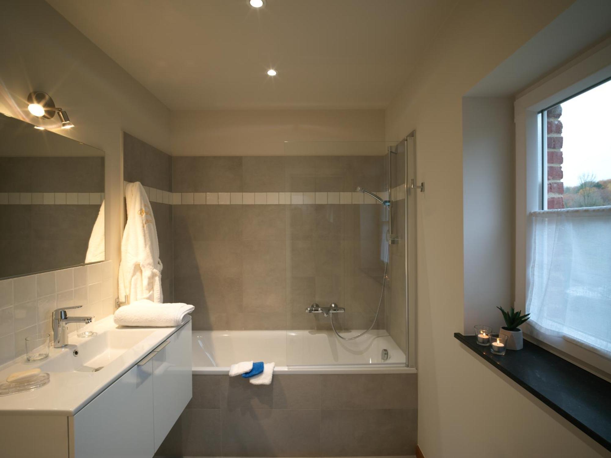 Holiday home Le Chateau De Lausprelle Gerpinnes
